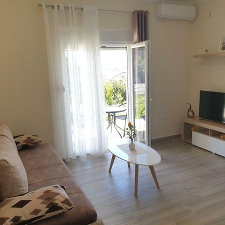 Apartments Jadran 蒂瓦特 外观 照片