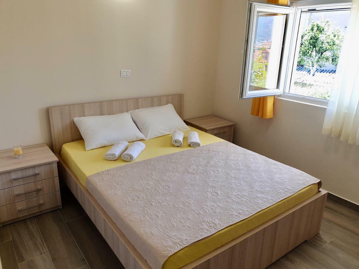 Apartments Jadran 蒂瓦特 外观 照片